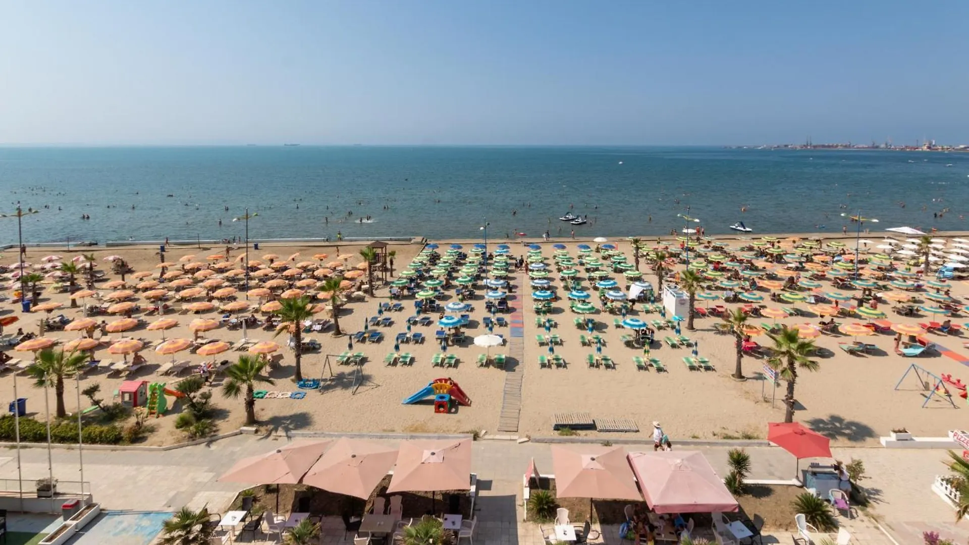 Daire Two-Bedroom Sea View Suite Dıraç